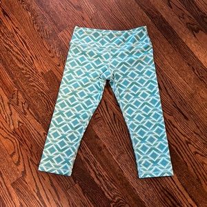 Scorpio Sol Teal Patterned Capri Active Leggings Size Small